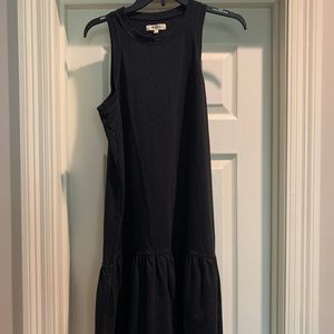 Madewell sleeveless drop hem black midi dress